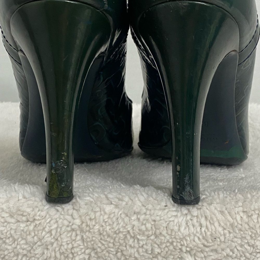 Vintage Gucci Heels - Picture 11 of 13